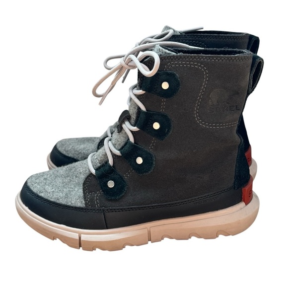 Sorel Joan Explorer II Jet Vapor Gray Black Lace Up Winter Boots - Picture 2 of 9